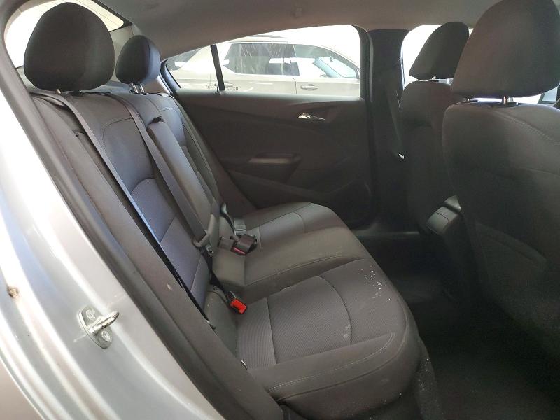 52204916 :رقم المزاد ، 1G1BE5SM5J7189270 vin ، 2018 Chevrolet Cruze مزاد بيع