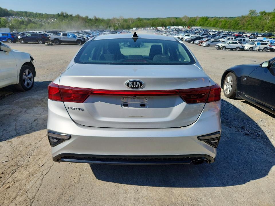 2020 Kia Forte მანქანა იყიდება აუქციონზე, vin: 3KPF24AD0LE193453, აუქციონის ნომერი: 53452426