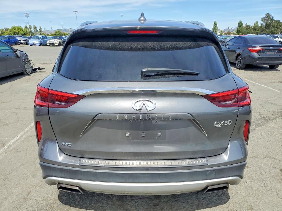 53305346 :رقم المزاد ، 3PCAJ5M32KF133012 vin ، 2019 Infiniti Qx50 مزاد بيع