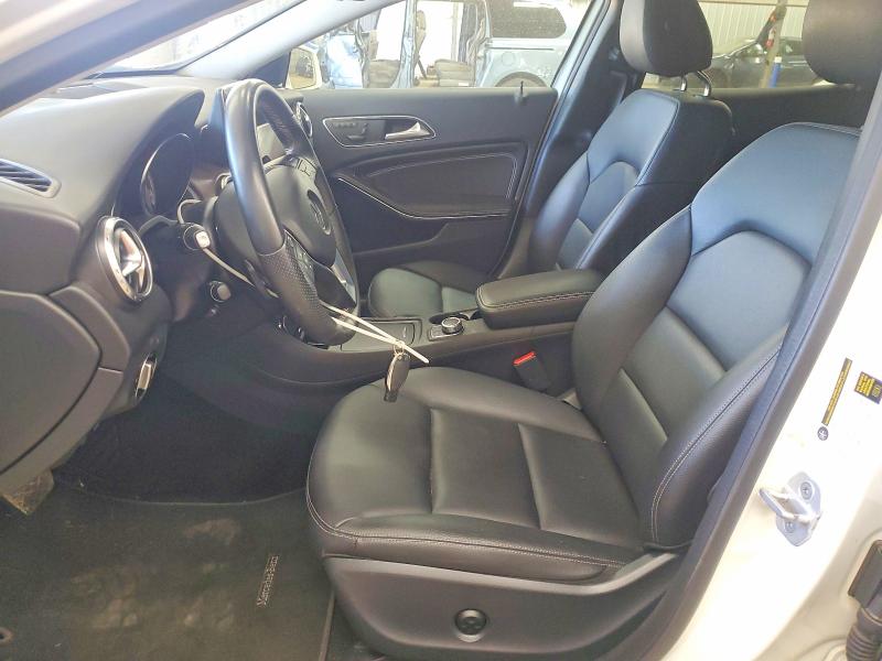 2015 Mercedes-benz Gla მანქანა იყიდება აუქციონზე, vin: WDCTG4EB8FJ165155, აუქციონის ნომერი: 52298816