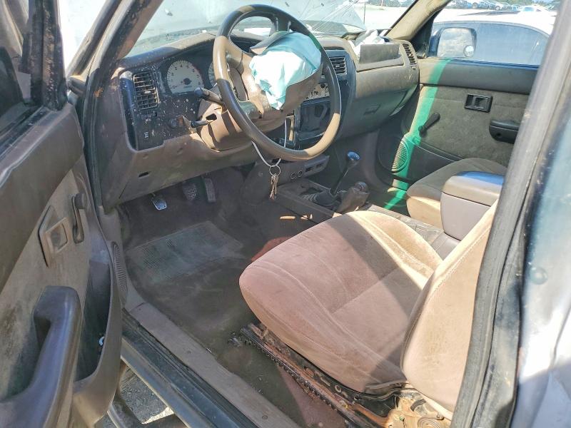 2001 Toyota Tacoma მანქანა იყიდება აუქციონზე, vin: 5TEWN72N11Z747282, აუქციონის ნომერი: 55414906