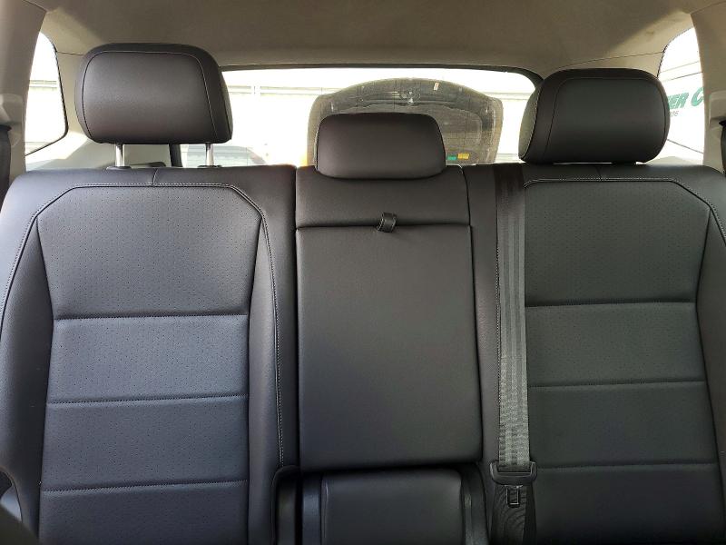 54186326 :رقم المزاد ، 3VV2B7AX8KM053764 vin ، 2019 Volkswagen Tiguan مزاد بيع
