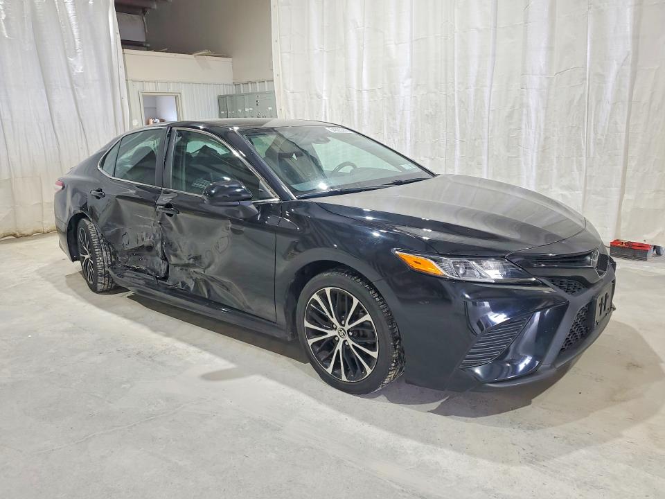 54393266 :رقم المزاد ، 4T1G11AK1LU948739 vin ، 2020 Toyota Camry مزاد بيع