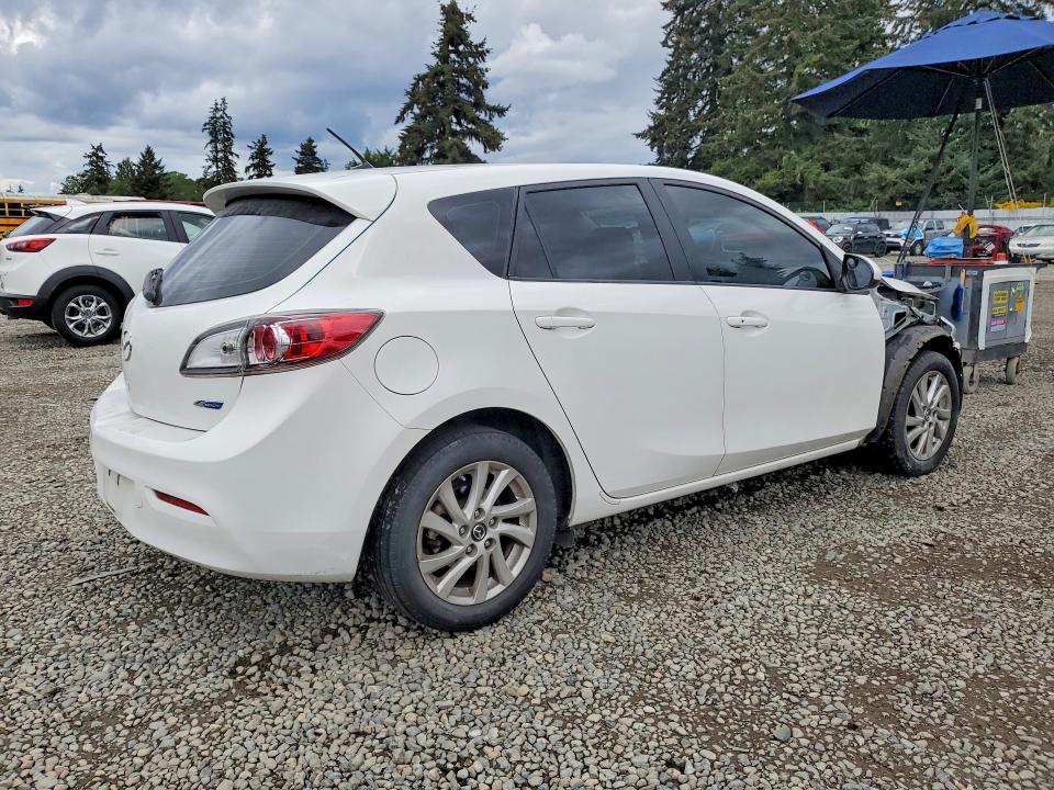53430256 :رقم المزاد ، JM1BL1LP2D1841574 vin ، 2013 Mazda 3 مزاد بيع