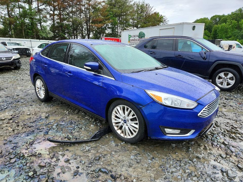Продаж на аукціоні авто 2015 Ford Focus, vin: 1FADP3J22FL368272, номер лоту: 54648006