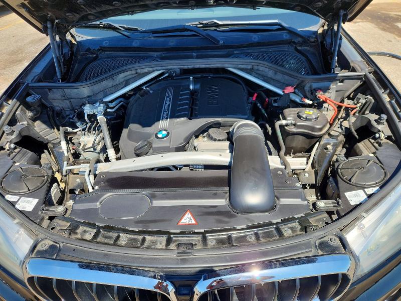 52493676 :رقم المزاد ، 5UXKR0C50F0K53560 vin ، 2015 Bmw X5 مزاد بيع