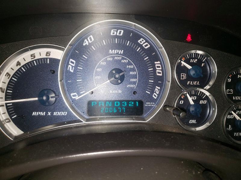 Продажа на аукционе авто 2002 Cadillac Escalade, vin: 1GYEK63NX2R115630, номер лота: 52373156
