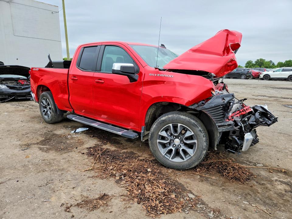 Продажа на аукционе авто 2023 Chevrolet Silverado, vin: 1GCRDDEK9PZ253675, номер лота: 52696966