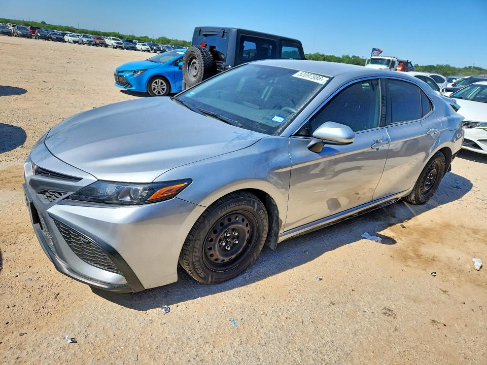 Продажа на аукционе авто 2021 Toyota Camry, vin: 4T1G11AK5MU496554, номер лота: 52097986