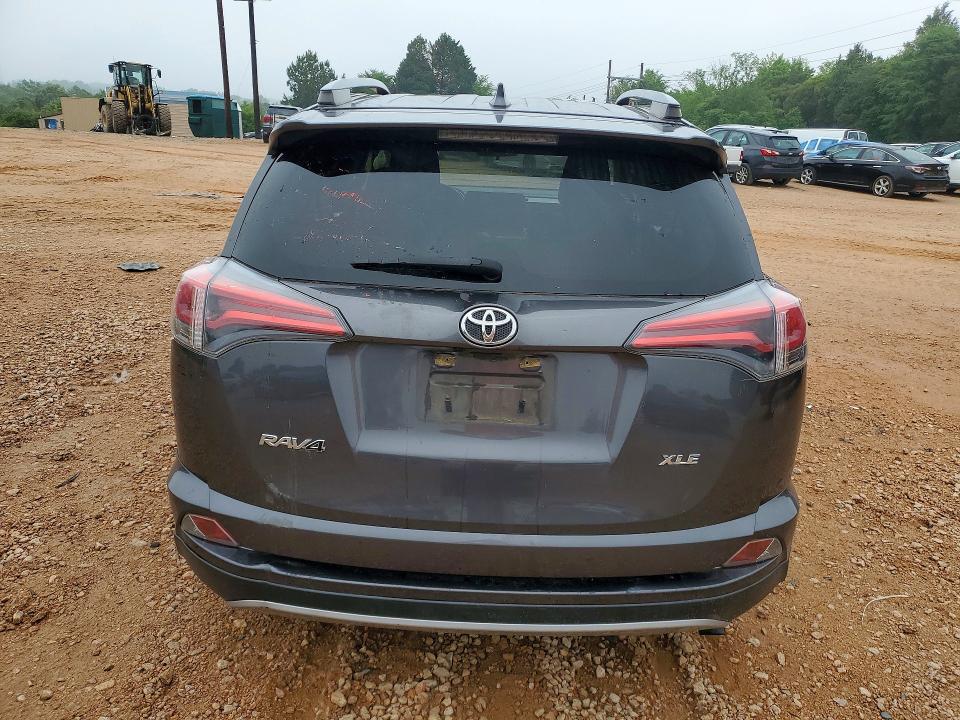 2017 Toyota Rav4 მანქანა იყიდება აუქციონზე, vin: JTMWFREV5HJ101638, აუქციონის ნომერი: 54305876