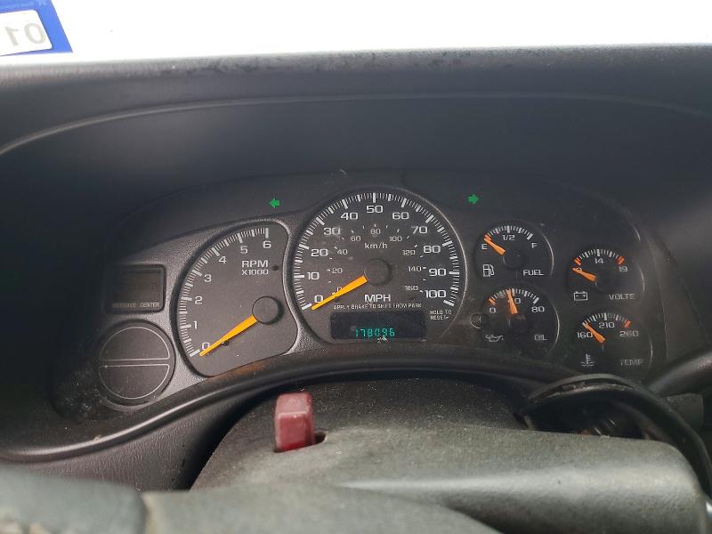 Продаж на аукціоні авто 2001 Chevrolet Silverado, vin: 2GCEC19T911301498, номер лоту: 52187006