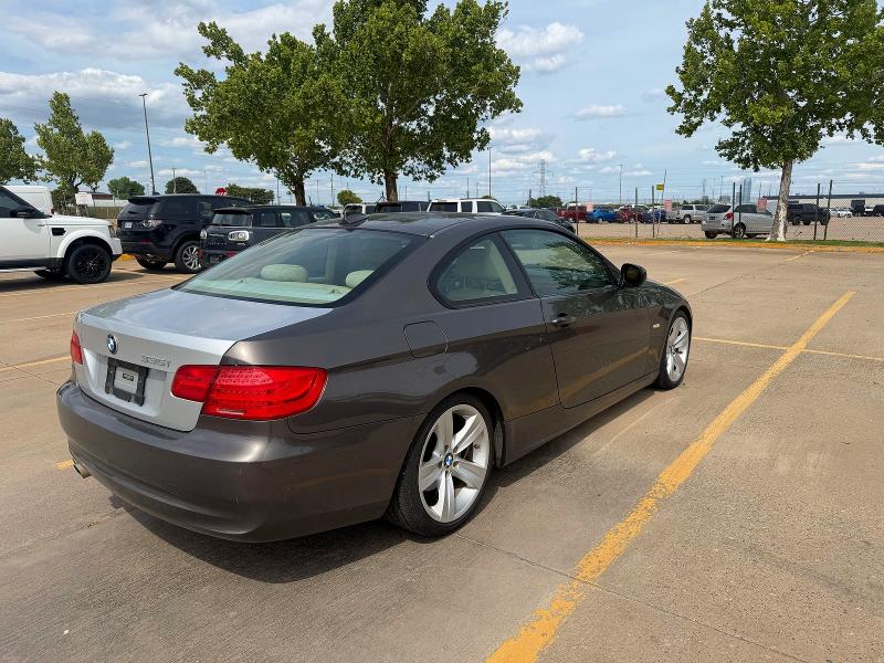 52407286 :رقم المزاد ، WBAKE3C50BE557920 vin ، 2011 Bmw 328 مزاد بيع