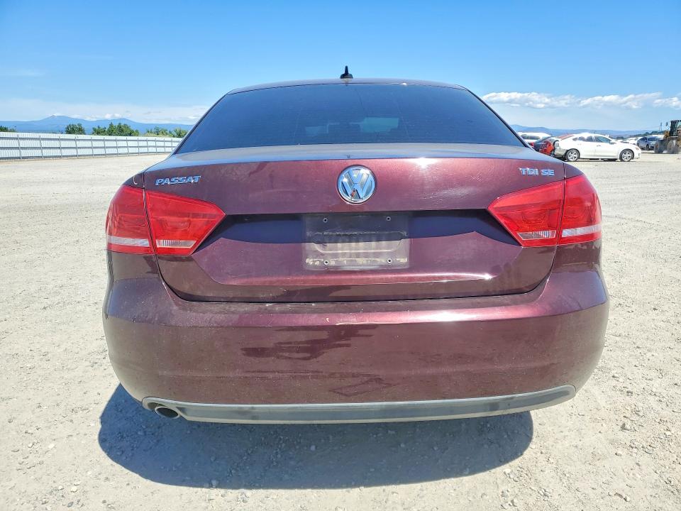 53965156 :رقم المزاد ، 1VWBN7A36DC105848 vin ، 2013 Volkswagen Passat مزاد بيع