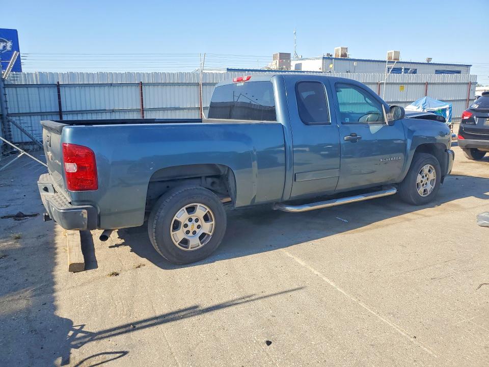 2010 Chevrolet Silverado მანქანა იყიდება აუქციონზე, vin: 1GCSCSE01AZ212052, აუქციონის ნომერი: 54144866
