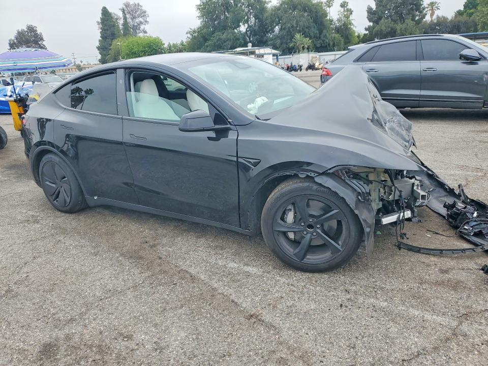 2026 Tesla Model Y მანქანა იყიდება აუქციონზე, vin: 7SAYGDEDXTF565401, აუქციონის ნომერი: 51404366