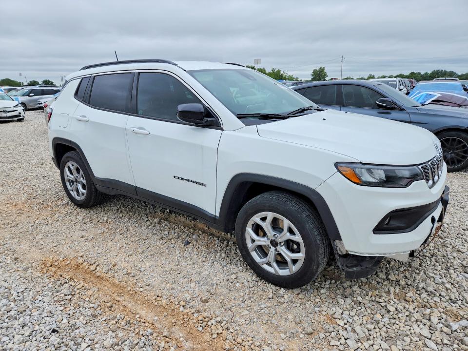 98893945 :رقم المزاد ، 3C4NJDBN4ST580863 vin ، 2025 Jeep Compass مزاد بيع