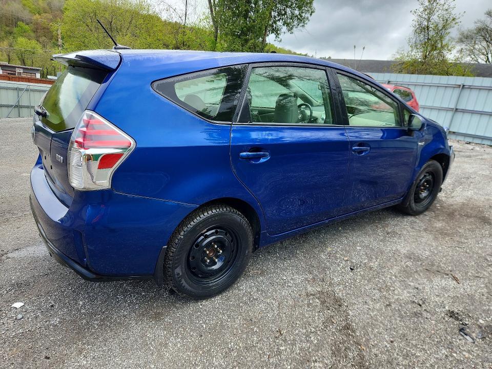 53757296 :رقم المزاد ، JTDZN3EUXHJ071301 vin ، 2017 Toyota Prius V مزاد بيع