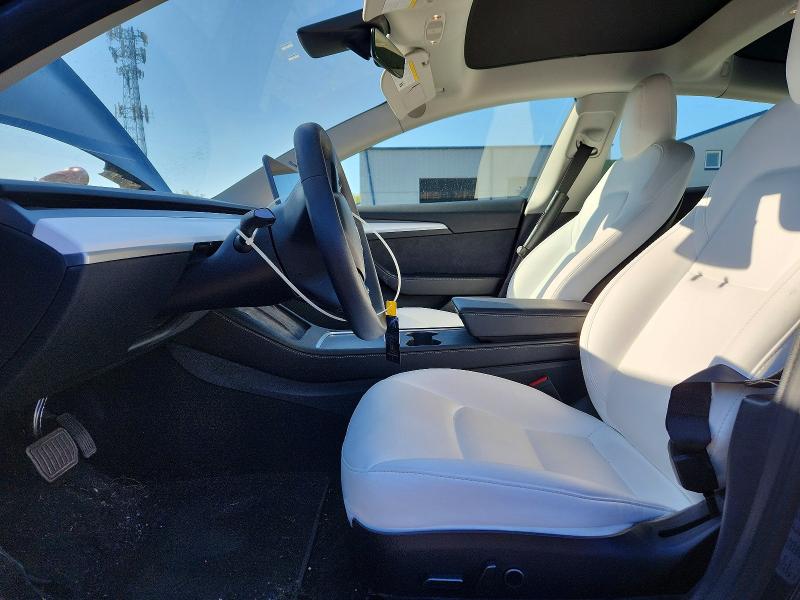 Продажа на аукционе авто 2023 Tesla Model 3, vin: 5YJ3E1EA5PF383158, номер лота: 51996156