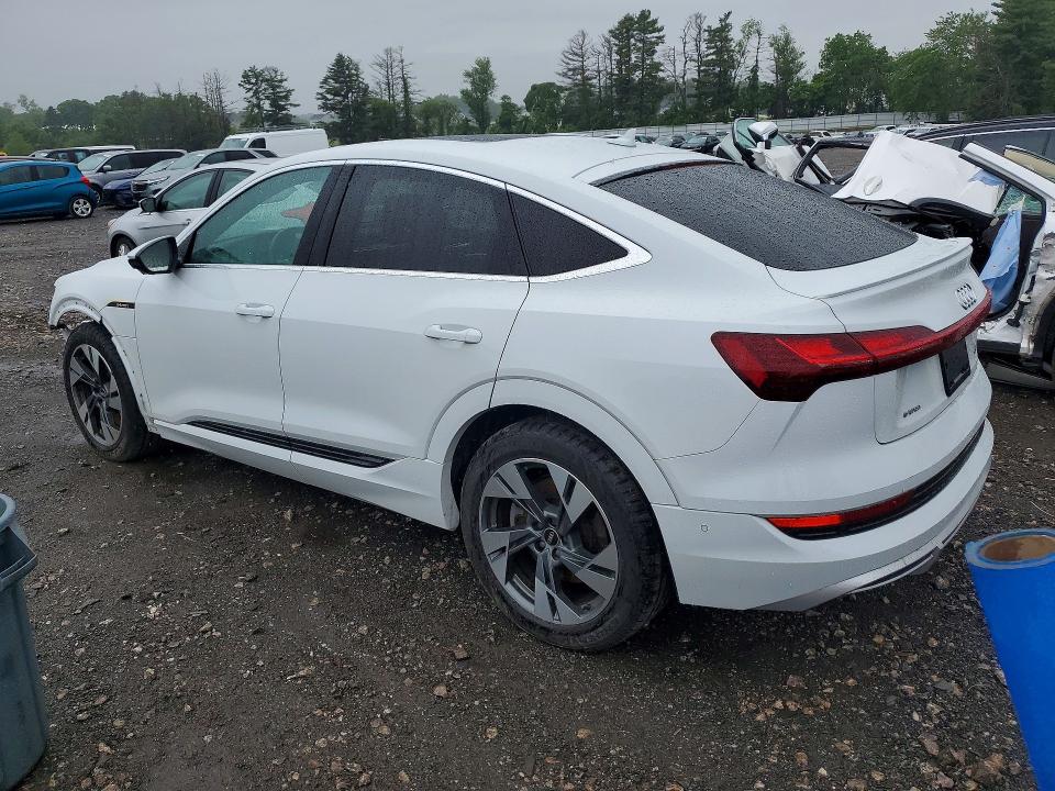 Продажа на аукционе авто 2021 Audi E-tron, vin: WA12AAGE7MB012261, номер лота: 54051036