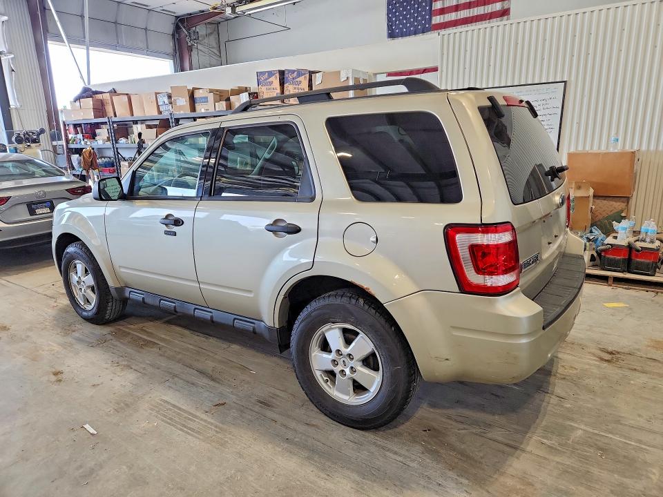 55031226 :رقم المزاد ، 1FMCU9DG3AKC15676 vin ، 2010 Ford Escape مزاد بيع
