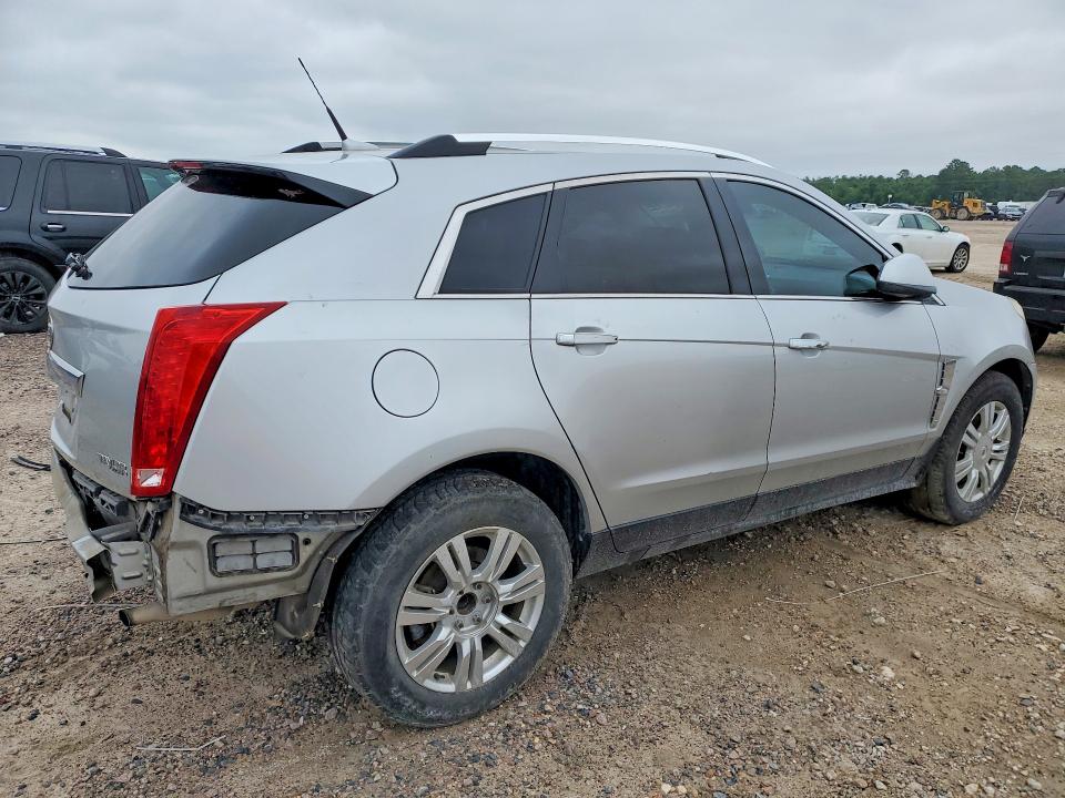 52200566 :رقم المزاد ، 3GYFNAEY2AS505428 vin ، 2010 Cadillac Srx مزاد بيع