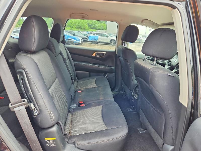 54880146 :رقم المزاد ، 5N1DR2MM3JC627657 vin ، 2018 Nissan Pathfinder مزاد بيع