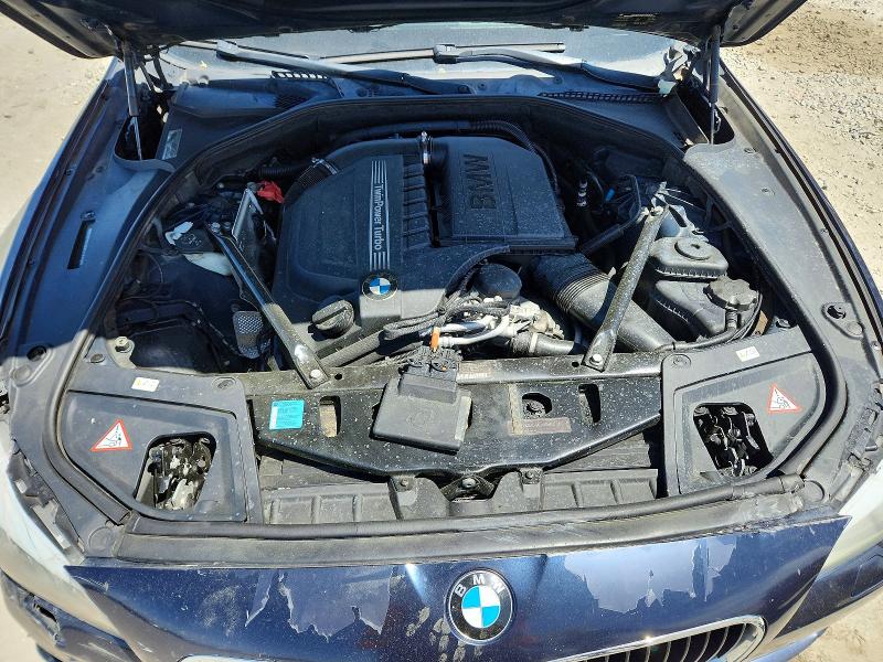 54101876 :رقم المزاد ، WBAFU7C5XBC777816 vin ، 2011 Bmw 535 مزاد بيع