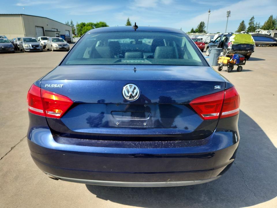 2013 Volkswagen Passat მანქანა იყიდება აუქციონზე, vin: 1VWBP7A31DC103984, აუქციონის ნომერი: 54559076