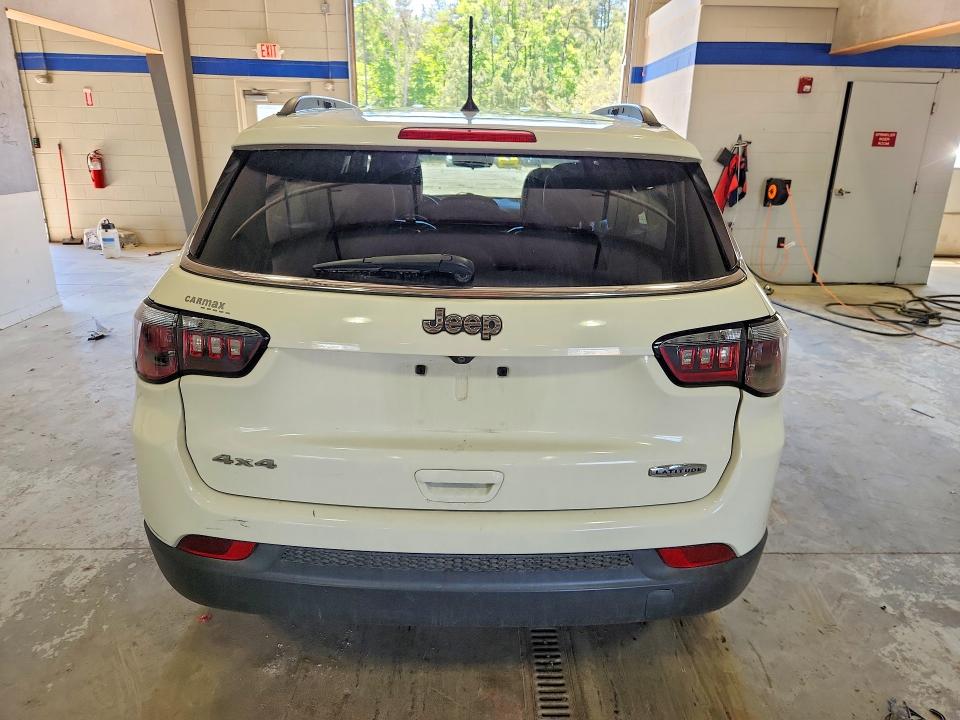 2018 Jeep Compass მანქანა იყიდება აუქციონზე, vin: 3C4NJDBB6JT270489, აუქციონის ნომერი: 53060496