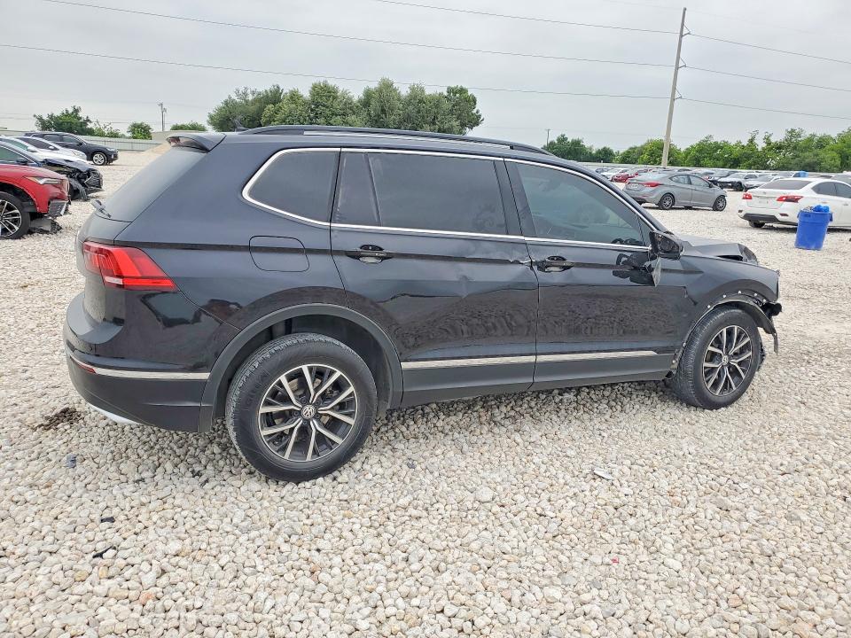 52553706 :رقم المزاد ، 3VV3B7AX0MM062160 vin ، 2021 Volkswagen Tiguan مزاد بيع