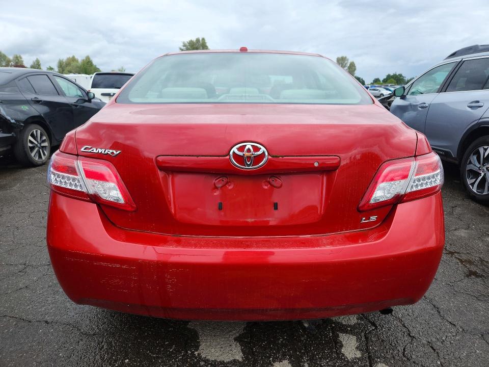 52754076 :رقم المزاد ، 4T1BF3EK6AU080994 vin ، 2010 Toyota Camry مزاد بيع