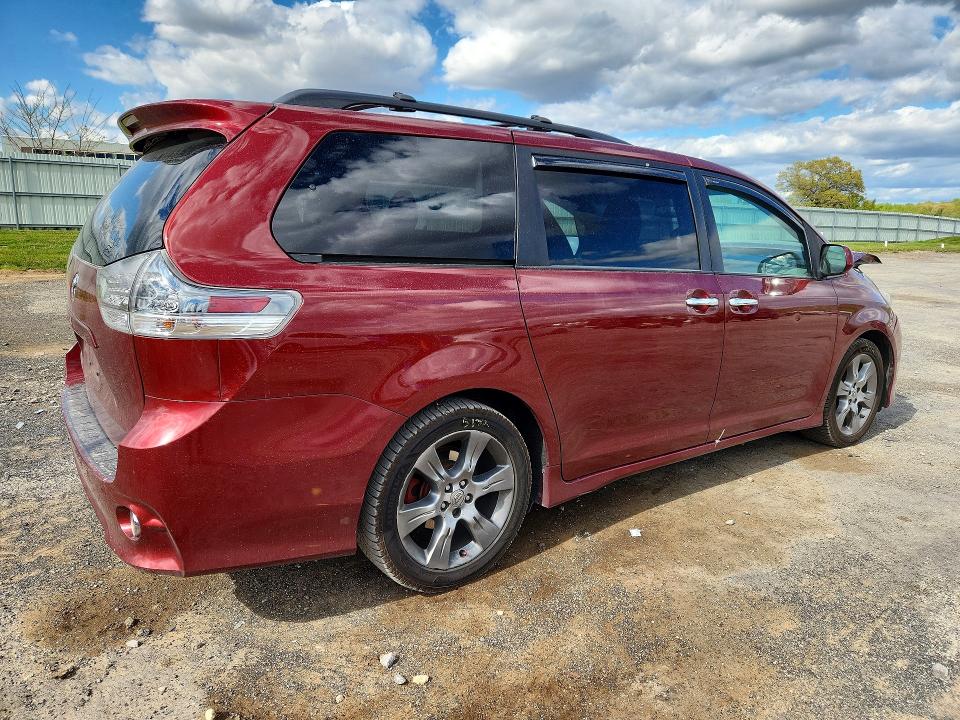 Продажа на аукционе авто 2014 Toyota Sienna, vin: 5TDXK3DC4ES434649, номер лота: 53404976