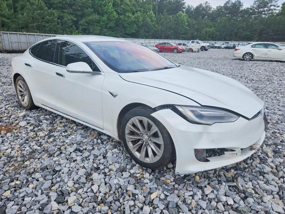 Продаж на аукціоні авто 2017 Tesla Model S, vin: 5YJSA1E17HF185643, номер лоту: 54551426