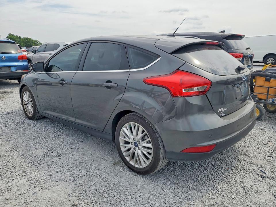52996166 :رقم المزاد ، 1FADP3N27JL209203 vin ، 2018 Ford Focus مزاد بيع