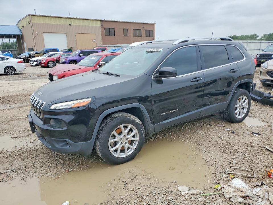 54068246 :رقم المزاد ، 1C4PJMCS8HW545288 vin ، 2017 Jeep Cherokee مزاد بيع