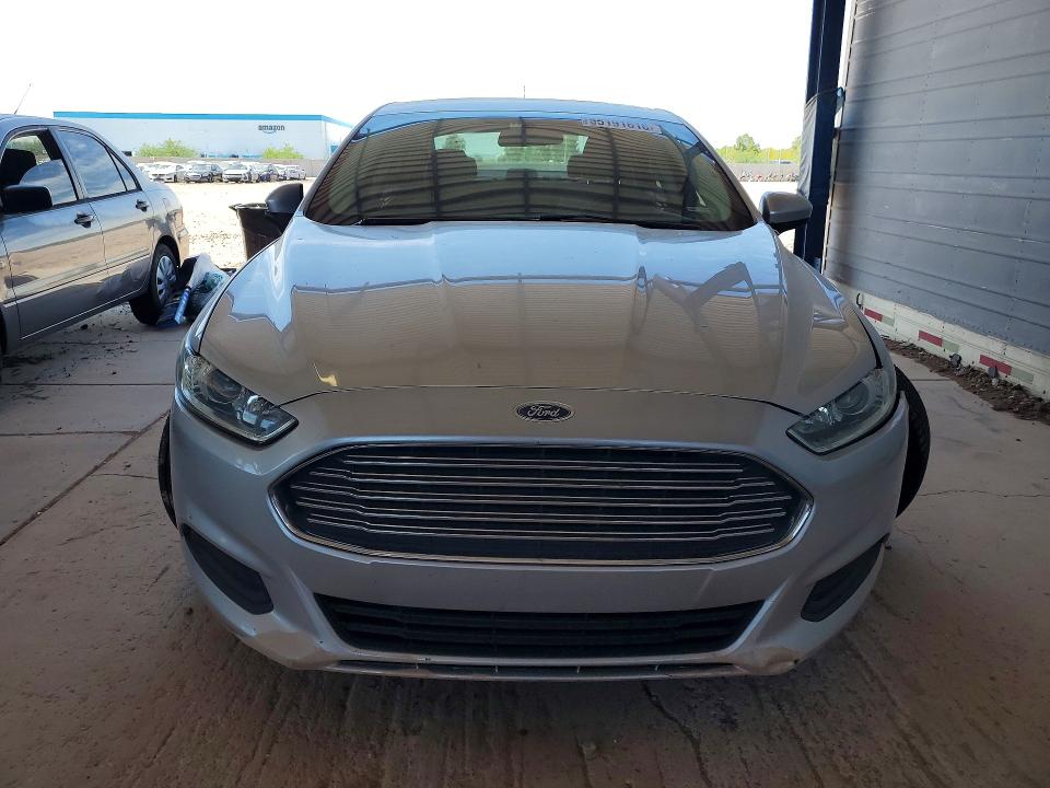 55191616 :رقم المزاد ، 3FA6P0UU3GR356753 vin ، 2016 Ford Fusion مزاد بيع