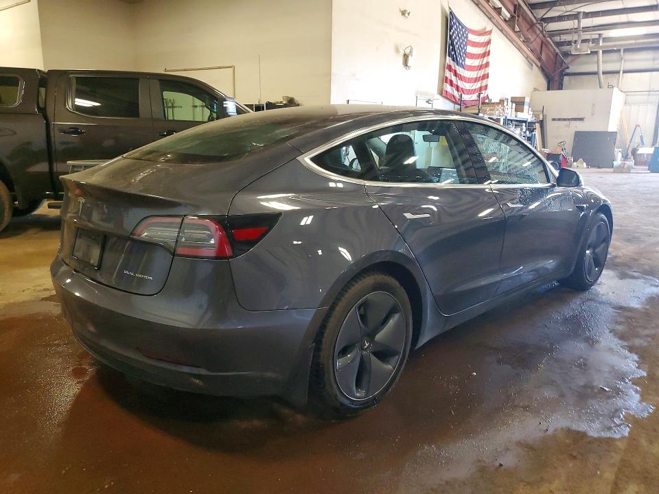 Продажа на аукционе авто 2019 Tesla Model 3, vin: 5YJ3E1EB1KF364673, номер лота: 51829786
