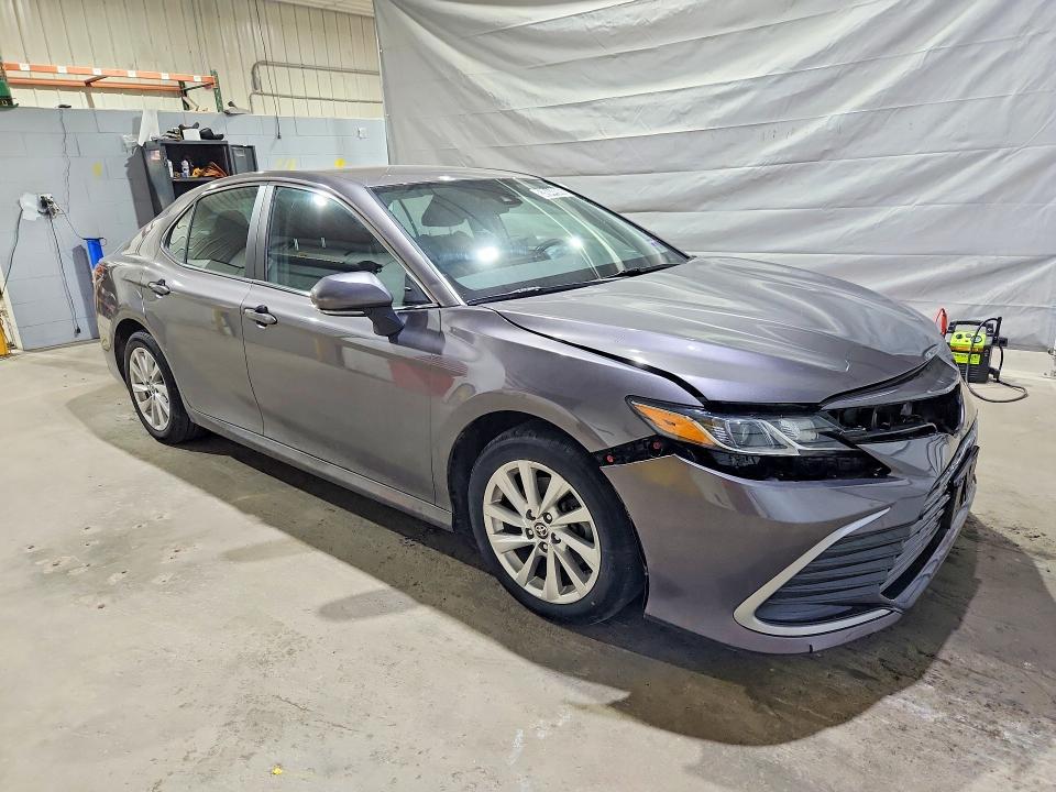 Продажа на аукционе авто 2021 Toyota Camry, vin: 4T1C11BK0MU029619, номер лота: 53944906