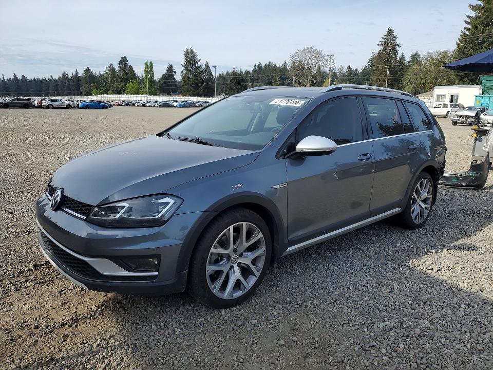 Auction sale of the 2017 Volkswagen Golf Alltrack, vin: 3VWH17AU4HM513025, lot number: 51776486