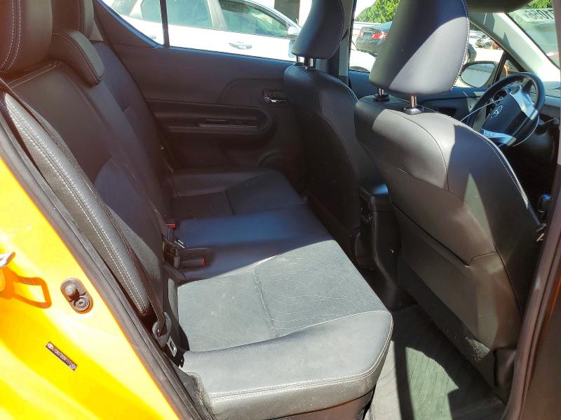 55171056 :رقم المزاد ، JTDKDTB3XF1111406 vin ، 2015 Toyota Prius C مزاد بيع