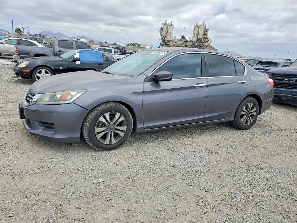 2015 Honda Accord მანქანა იყიდება აუქციონზე, vin: 1HGCR2F30FA174297, აუქციონის ნომერი: 54896396
