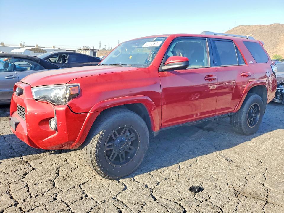 53110826 :رقم المزاد ، JTEZU5JR7E5065021 vin ، 2014 Toyota 4runner مزاد بيع