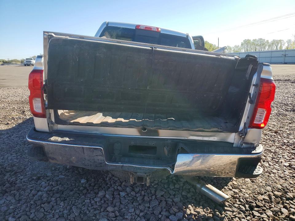 Продаж на аукціоні авто 2018 Chevrolet Silverado, vin: 3GCUKSEJ0JG293999, номер лоту: 52309136