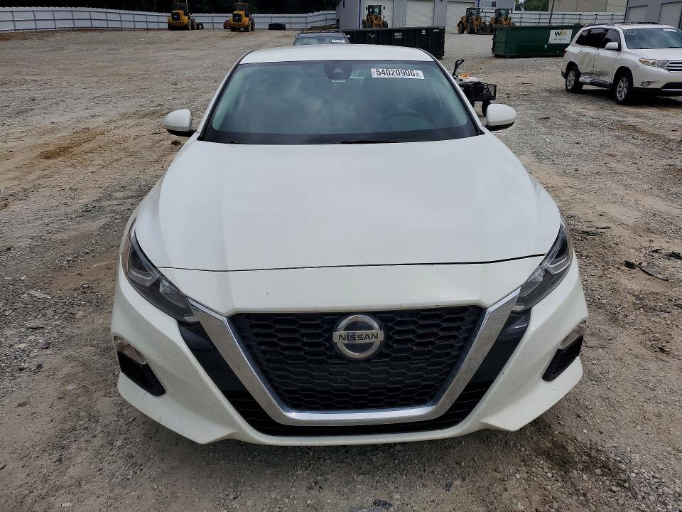 54020906 :رقم المزاد ، 1N4BL4BV5MN399244 vin ، 2021 Nissan Altima مزاد بيع
