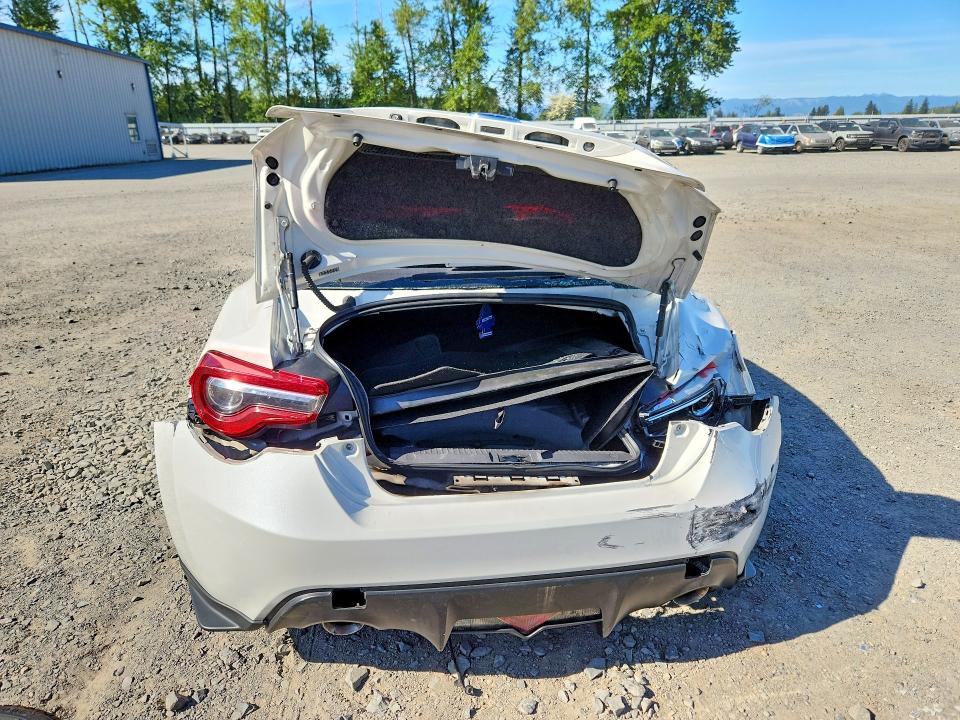 53136186 :رقم المزاد ، JF1ZCAC1XH9605908 vin ، 2017 Subaru Brz مزاد بيع
