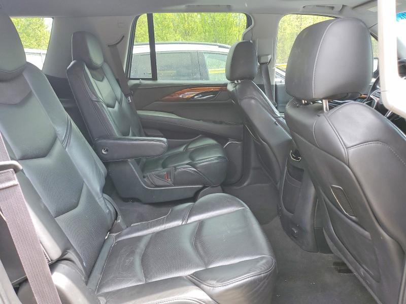 53230446 :رقم المزاد ، 1GYS3BKJ0FR276792 vin ، 2015 Cadillac Escalade مزاد بيع