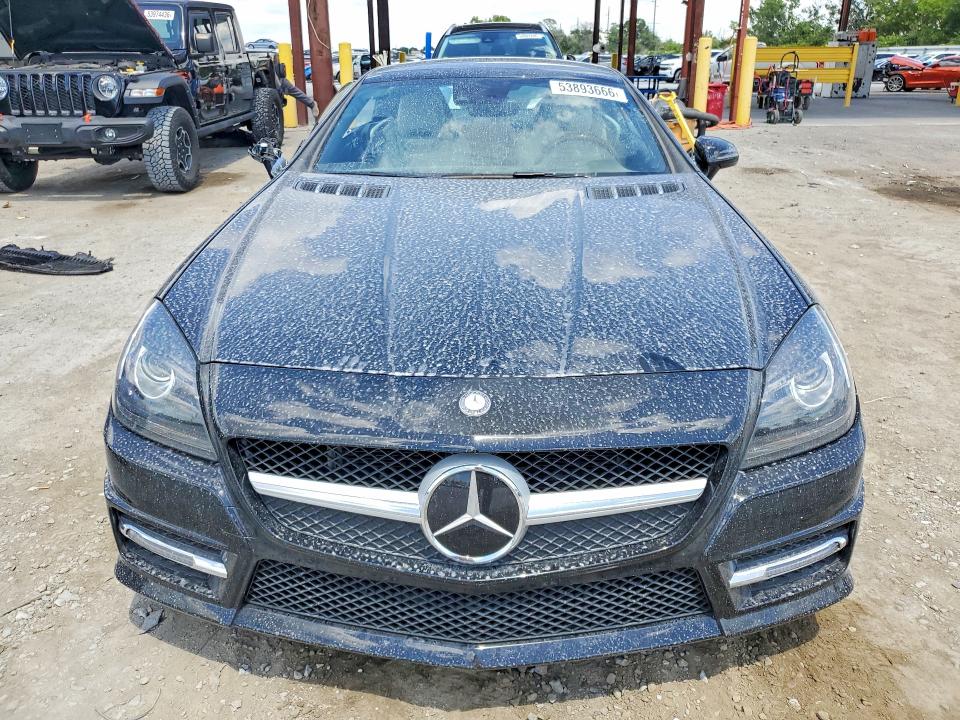 53893666 :رقم المزاد ، WDDPK5HA2DF068750 vin ، 2013 Mercedes-benz Slk مزاد بيع