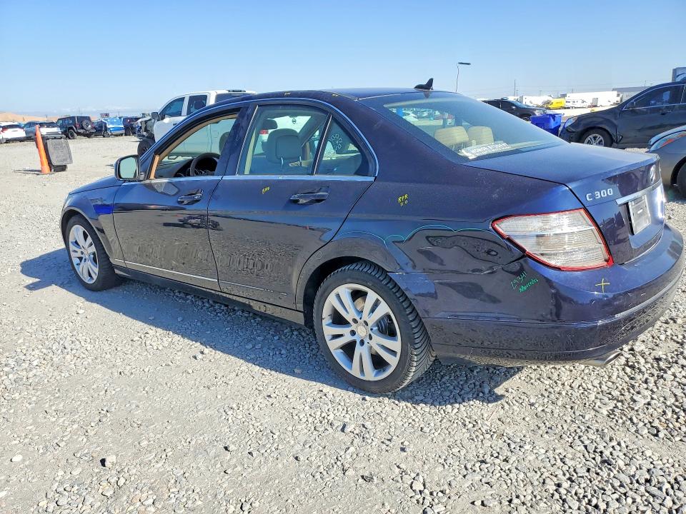 51911896 :رقم المزاد ، WDDGF81X08F138319 vin ، 2008 Mercedes-benz C مزاد بيع