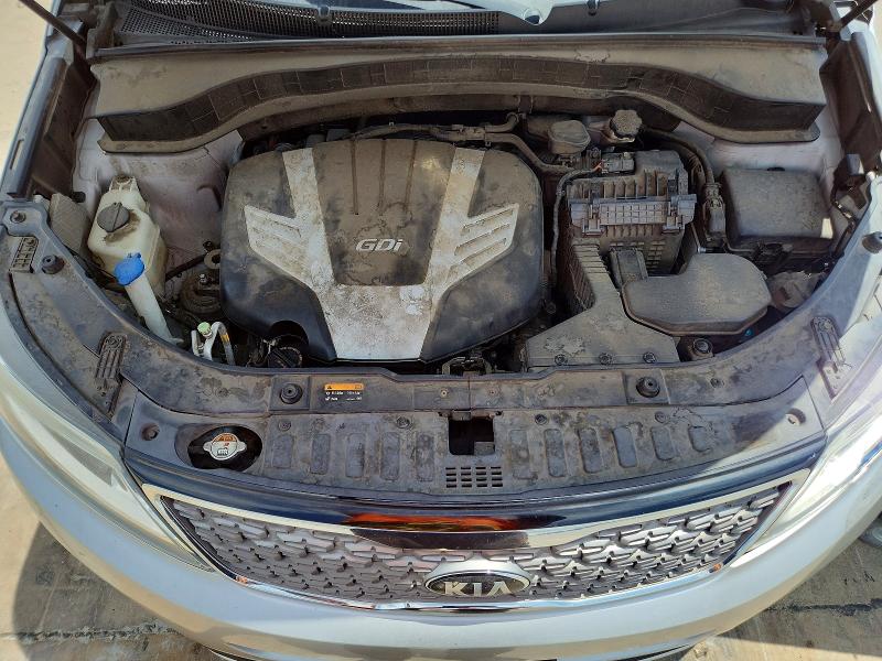 54087576 :رقم المزاد ، 5XYKW4A74FG566045 vin ، 2015 Kia Sorento مزاد بيع