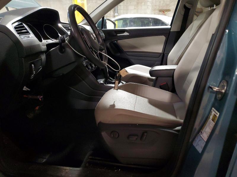 52849556 :رقم المزاد ، 3VV3B7AX7MM060048 vin ، 2021 Volkswagen Tiguan مزاد بيع